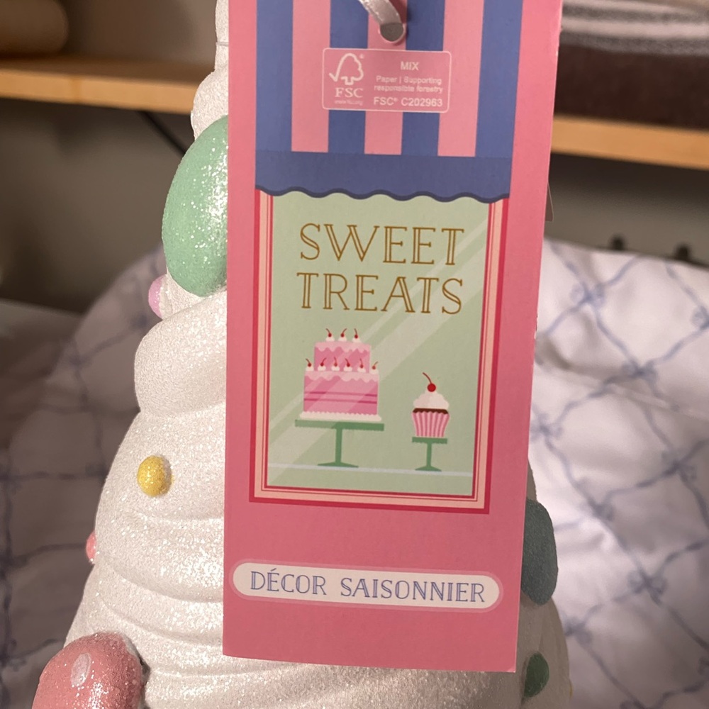 Pastel Pink Bow Easter Egg Whipped Cream Tree on pedestal  NWT Glitter